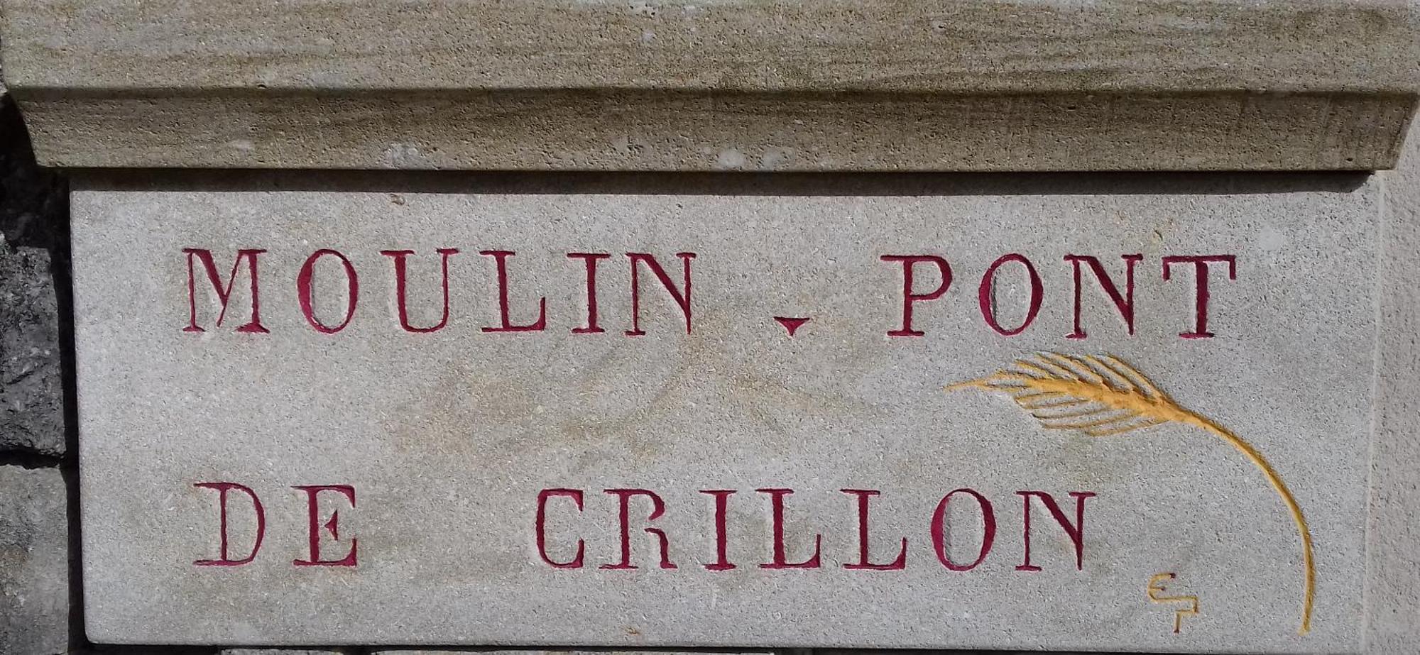 gite Pont de Crillon Extérieur photo